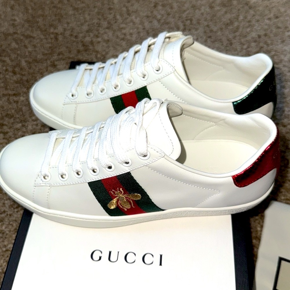 100% AUTHENTIC BRAND NEW GUCCI ACE SNEAKERS WHITE 34 1/2…RUNS BIG FITS 5-6